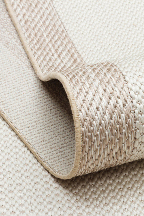 MONO 04 BEIGE Hav Toz Vermez Kaymaz Tabanlı İnce Halı