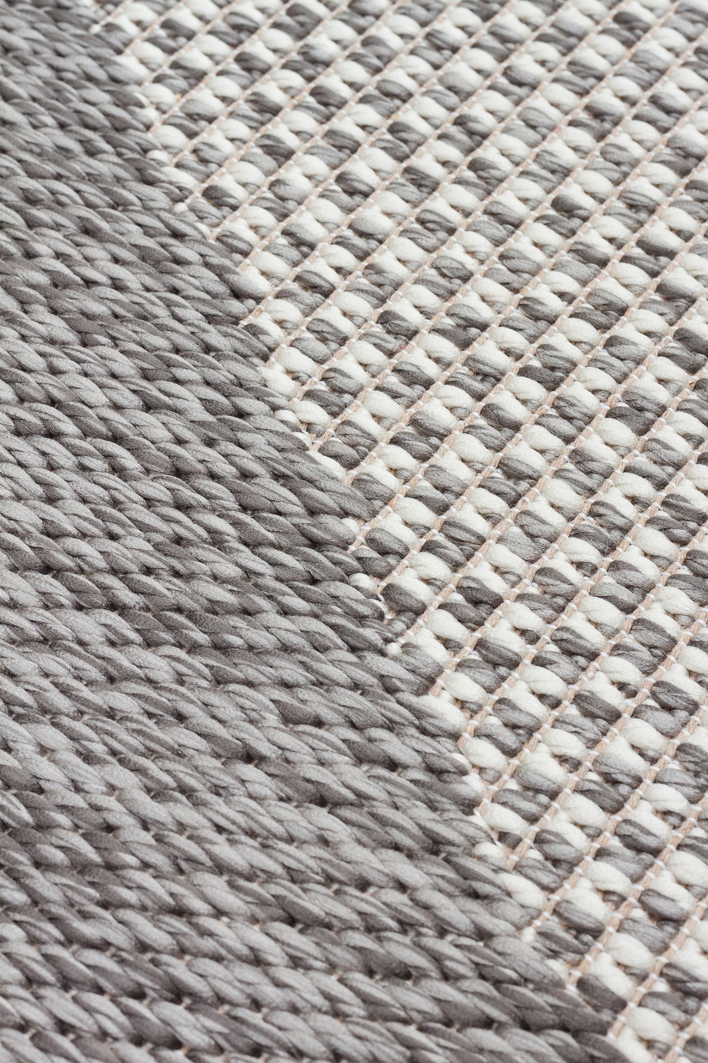 MONO 03 GREY  Hav Toz Vermez Kaymaz Tabanlı İnce Modern Mutfak Halısı